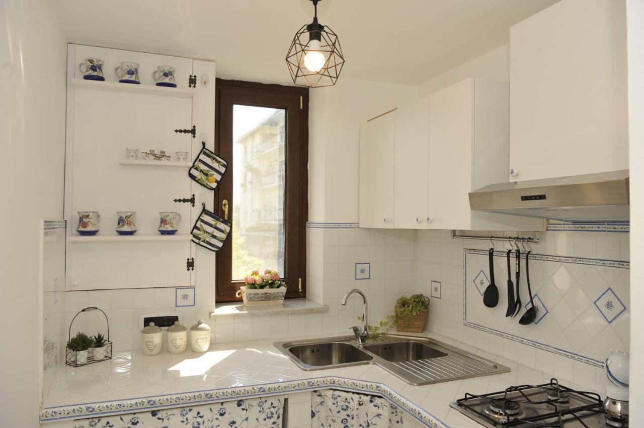 Mary House - Grazioso Appartamento Con Garage Sant'Agnello Exterior photo