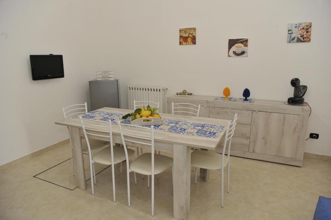 Mary House - Grazioso Appartamento Con Garage Sant'Agnello Exterior photo
